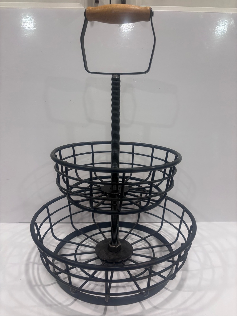 Adjustable display basket- metal/wood
